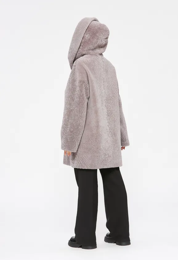 Фото Шуба из натурального астрагана лаванда с капюшоном - 7