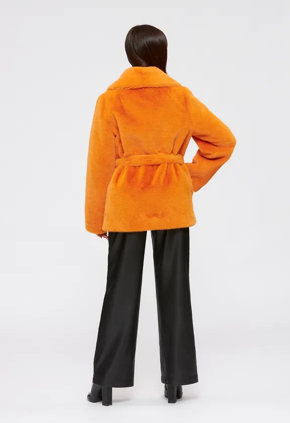 Фото Шуба из эко норки оранжевая с английским воротником - 5