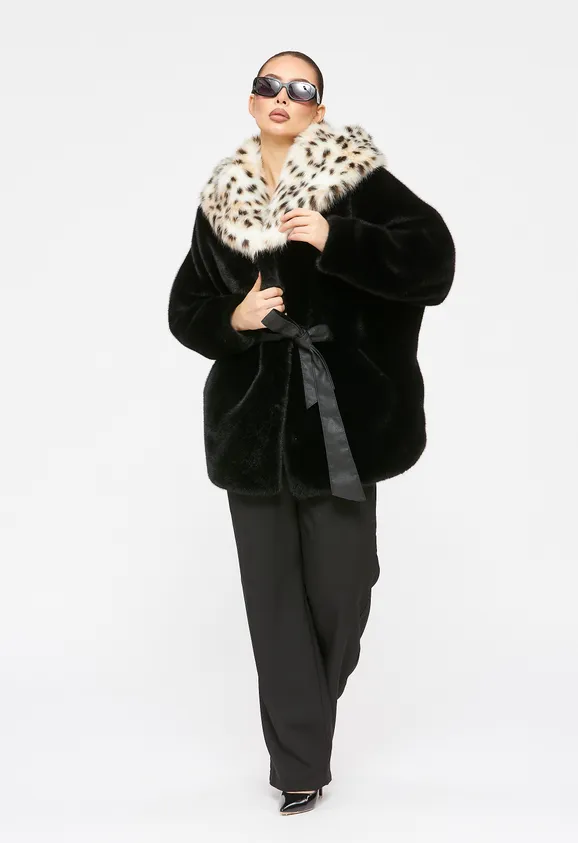 Фото Шуба из эко норки черная с капюшоном из эко рыси - 1