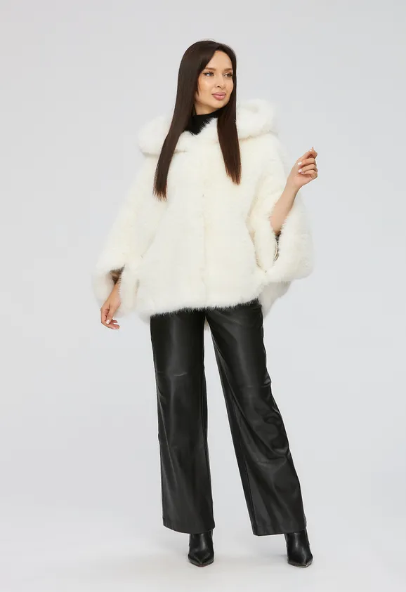 Фото Шуба из эко песца белая с капюшоном - 2