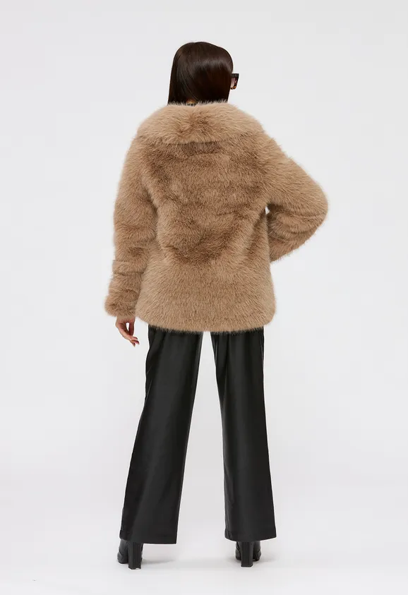 Фото Шуба из эко песца капучино с воротником - 10