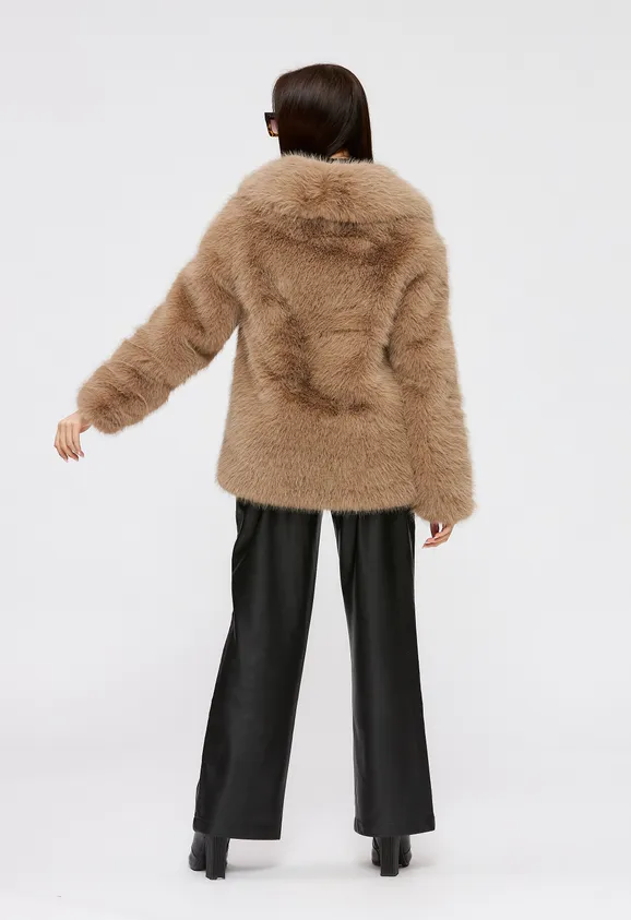 Фото Шуба из эко песца капучино с воротником - 8