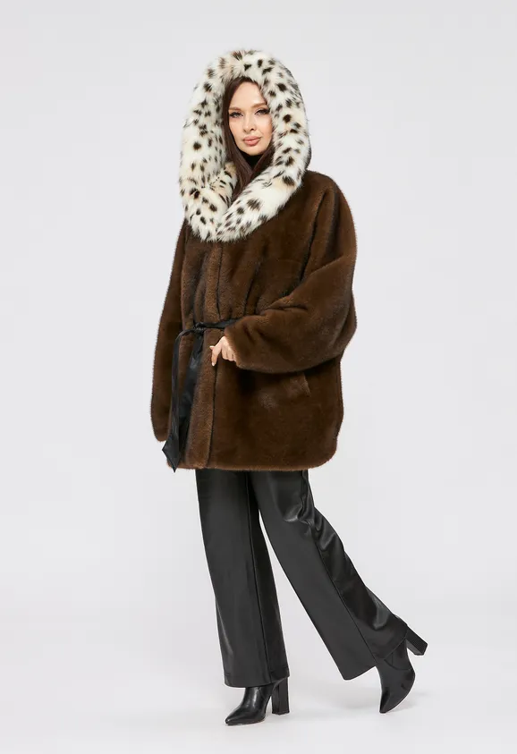 Фото Шуба из эко норки махагон с капюшоном из эко рыси - 7