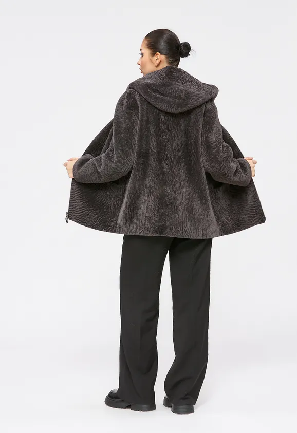 Фото Шуба из натурального астрагана мокко с капюшоном - 10