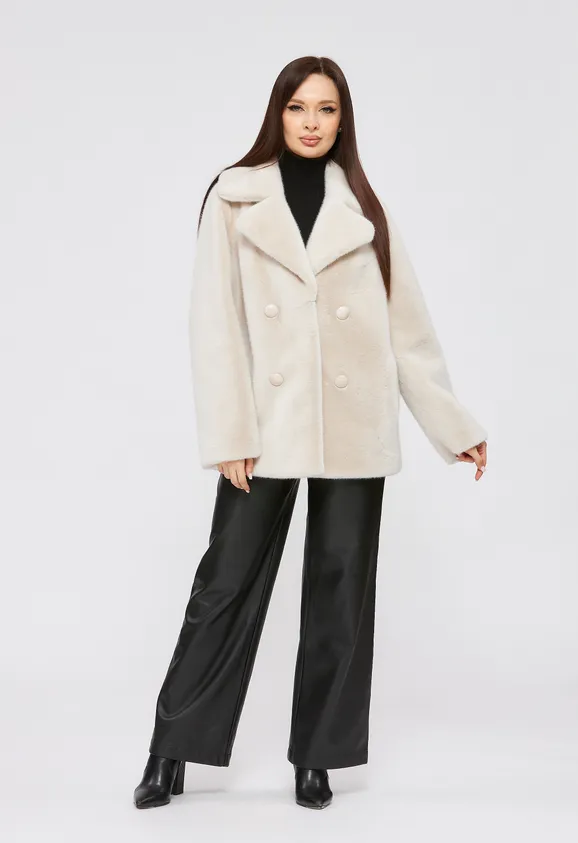 Фото Шуба из эко норки цвета жемчуг с английским воротником - 2