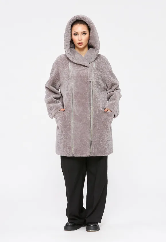 Фото Шуба из натурального астрагана керли лаванда с капюшоном - 6