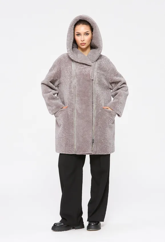 Фото Шуба из натурального астрагана керли лаванда с капюшоном - 10