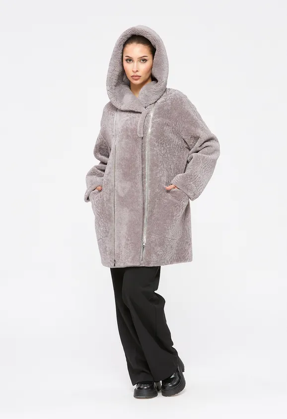 Фото Шуба из натурального астрагана керли лаванда с капюшоном - 2