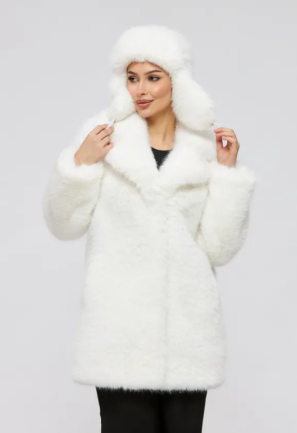 Фото Шуба из эко песца белая с английским воротником - 2