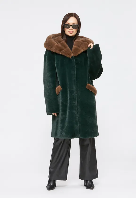 Фото Шуба из эко норки темно-зеленая с капюшоном - 3