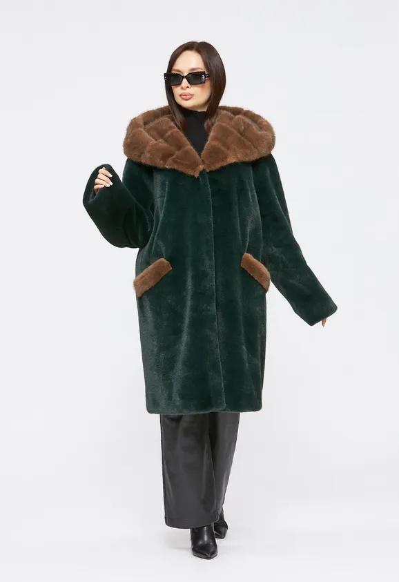 Фото Шуба из эко норки темно-зеленая с капюшоном - 7