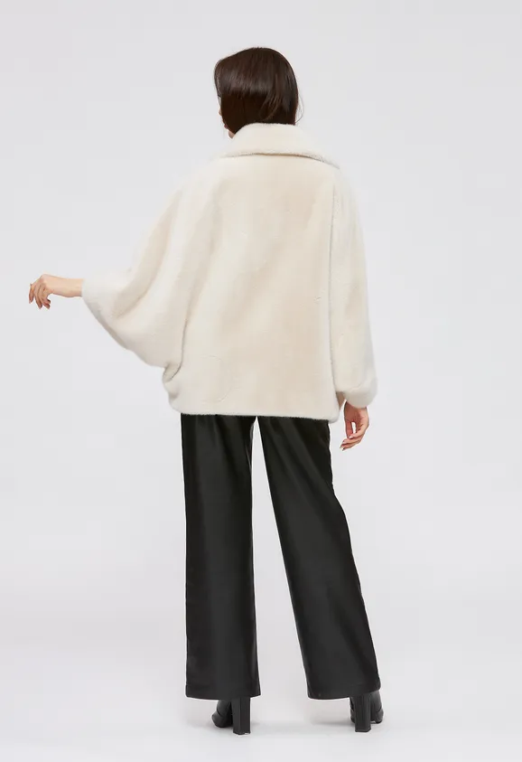 Фото Шуба из эко норки цвета жемчуг с воротником - 4