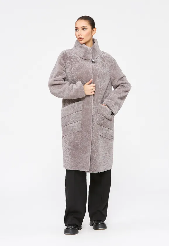 Фото Шуба из натурального астрагана керли лаванда с воротником стойка - 5