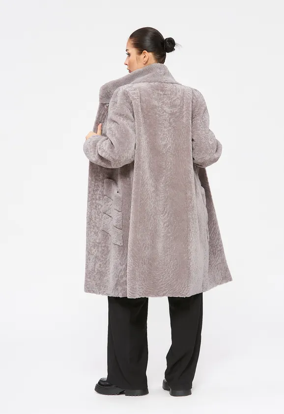 Фото Шуба из натурального астрагана керли лаванда с воротником стойка - 9