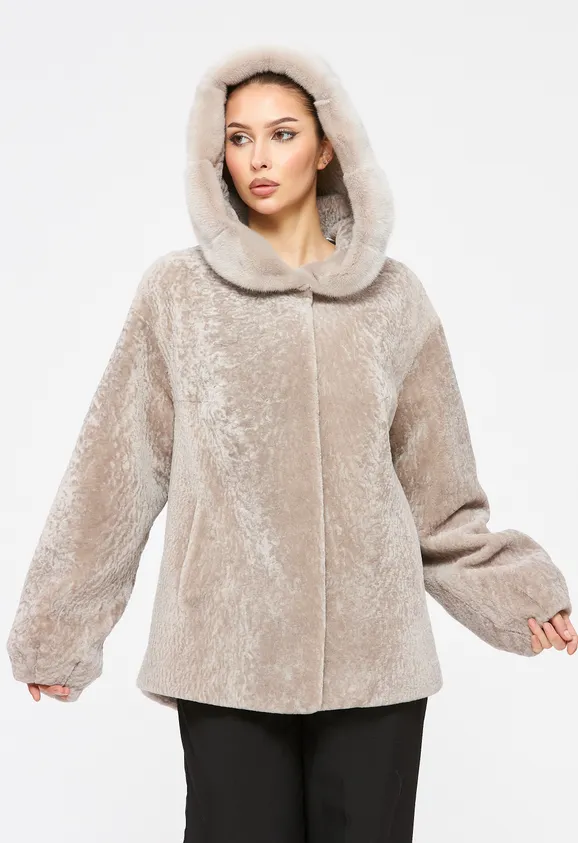 Фото Шуба из натурального астрагана жемчуг с капюшоном - 5
