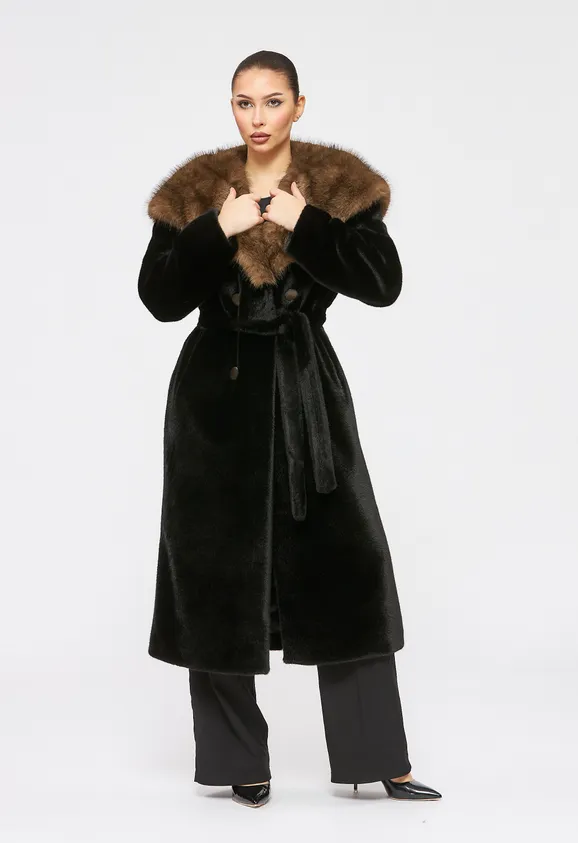 Фото Шуба из эко норки черная с капюшоном из эко соболя - 9