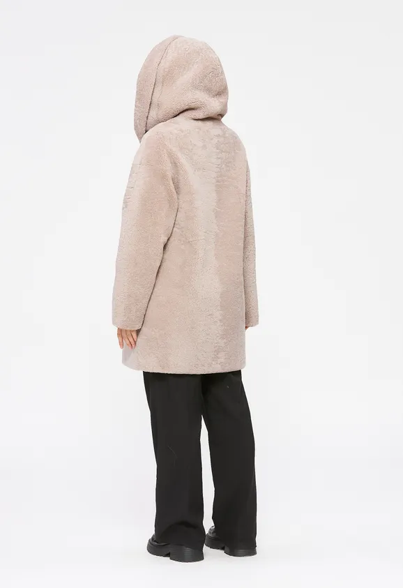 Фото Шуба из натурального астрагана керли пудра с капюшоном - 7
