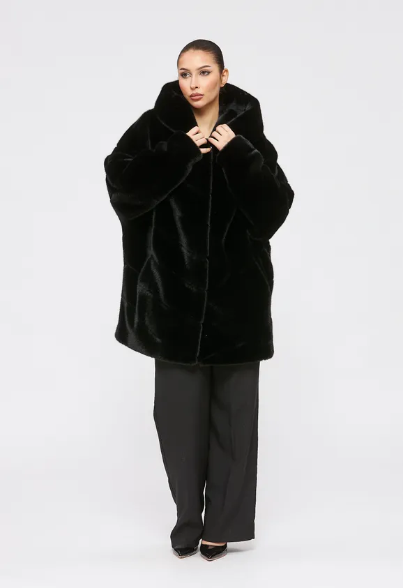 Фото Шуба из эко норки черная с капюшоном - 1