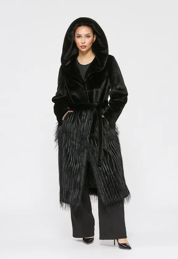 Фото Шуба из эко норки черная с капюшоном и отделкой эко страус - 7