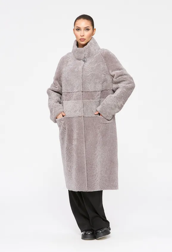 Фото Шуба из натурального астрагана керли лаванда с воротником стойка - 6