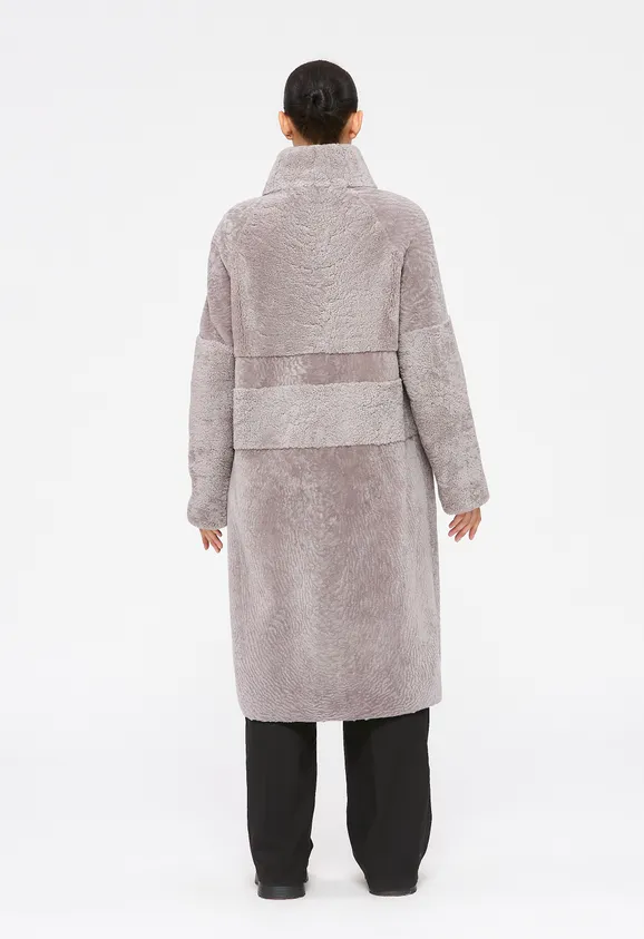 Фото Шуба из натурального астрагана керли лаванда с воротником стойка - 8