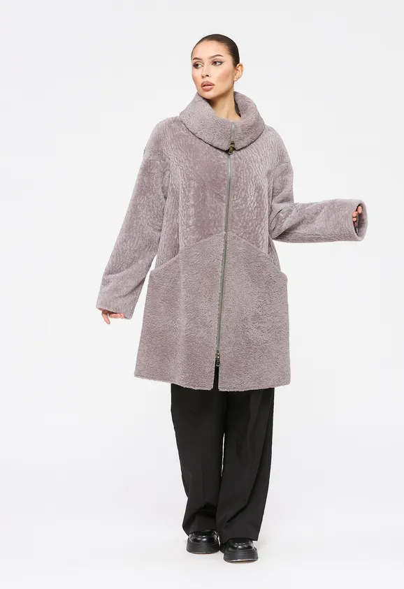 Фото Шуба из натурального астрагана керли лаванда с воротником стойка - 5