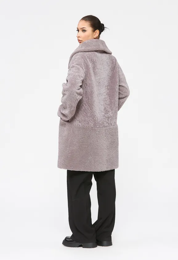 Фото Шуба из натурального астрагана керли лаванда с воротником стойка - 8