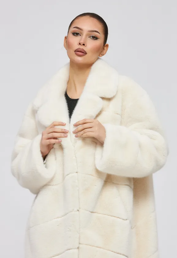 Фото Шуба из эко норки белая с английским воротником - 9