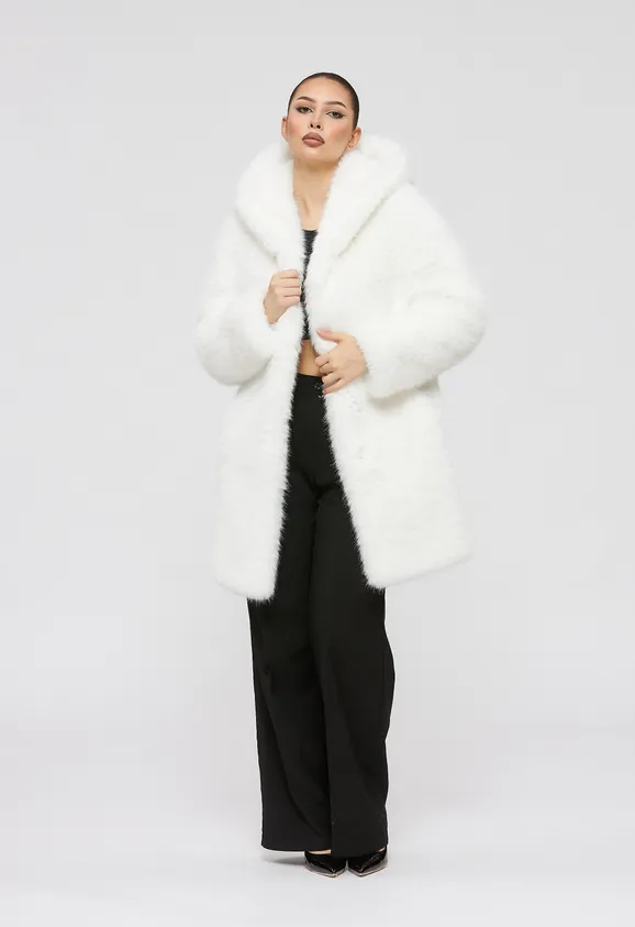 Фото Шуба из эко песца белая с капюшоном - 3