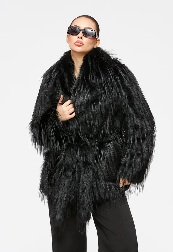 Фото Шуба из эко страуса черная с английским воротником - 1