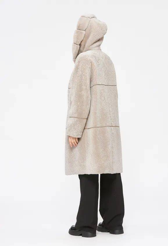 Фото Шуба из натурального астрагана жемчуг с капюшоном из натуральной норки - 6