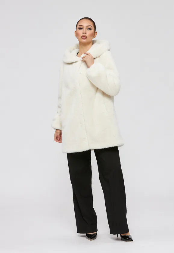 Фото Шуба из эко норки белая с капюшоном - 8