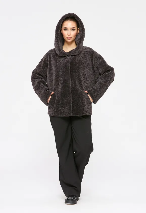 Фото Шуба из натурального астрагана мокко с капюшоном - 3