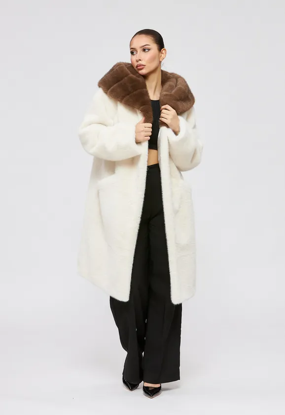 Фото Шуба из эко норки белая с капюшоном - 3