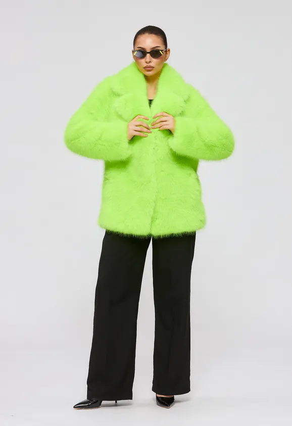 Фото Шуба из эко песца салатовая с английским воротником - 2