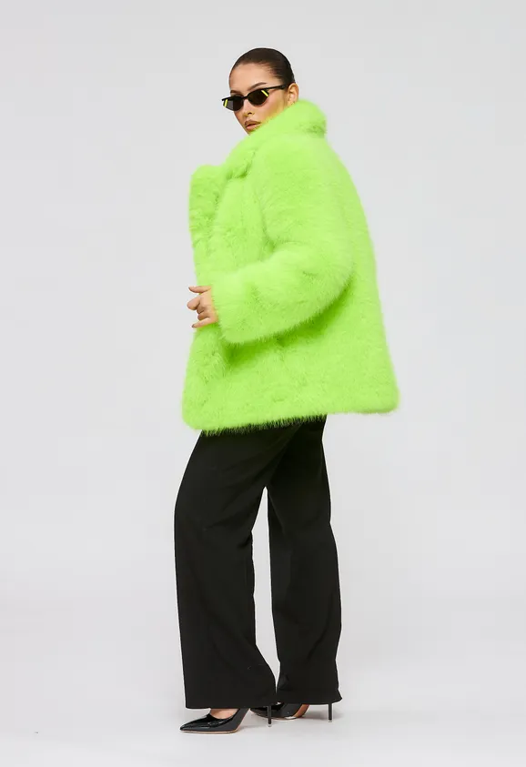 Фото Шуба из эко песца салатовая с английским воротником - 3
