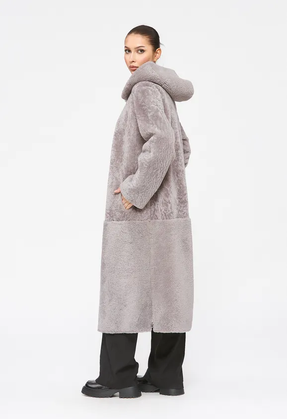 Фото Шуба из натурального астрагана керли лаванда с капюшоном - 8