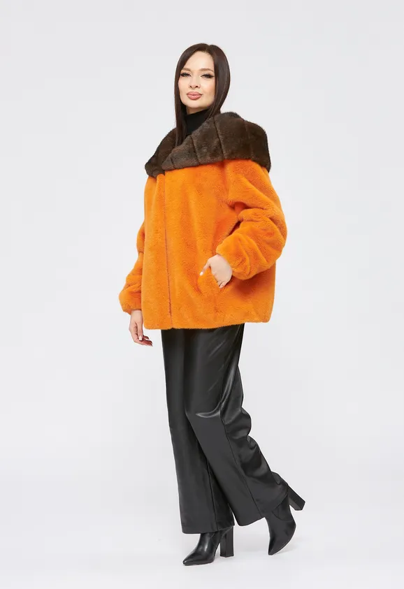 Фото Шуба из эко норки оранжевая с капюшоном - 5