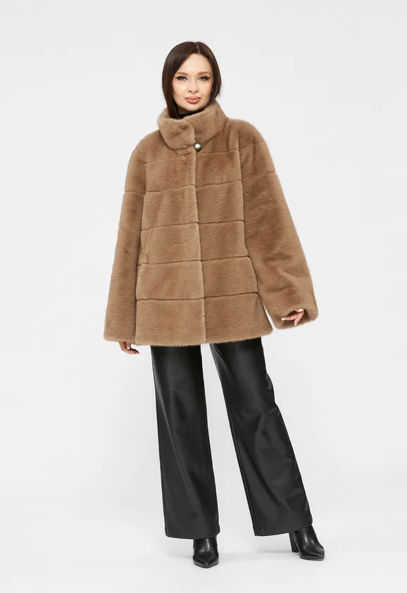 Фото Шуба из эко норки капучино с воротником стойка - 4