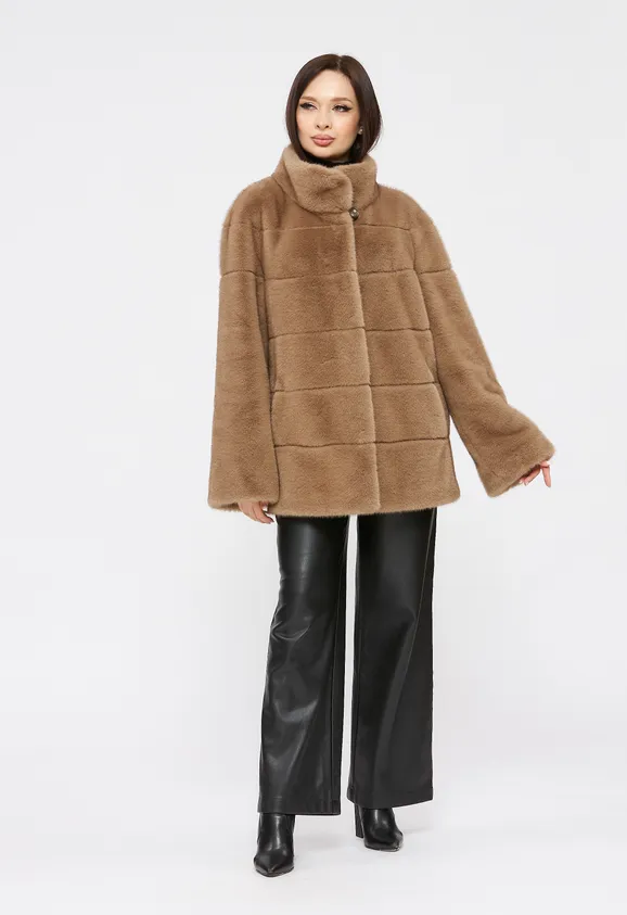 Фото Шуба из эко норки капучино с воротником стойка - 5