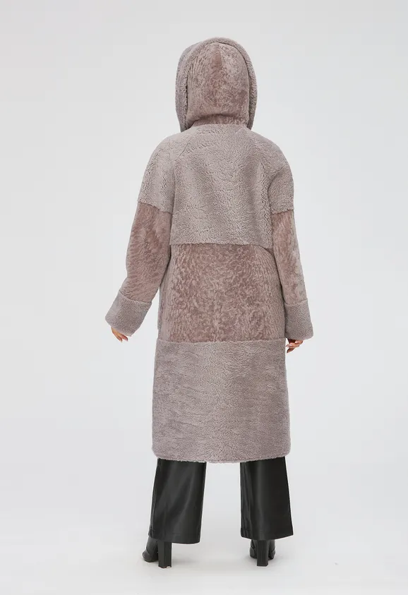 Фото Шуба из натурального астрагана керли лаванда с капюшоном - 8