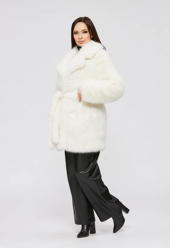 Фото Шуба из эко песца белая с английским воротником - 5