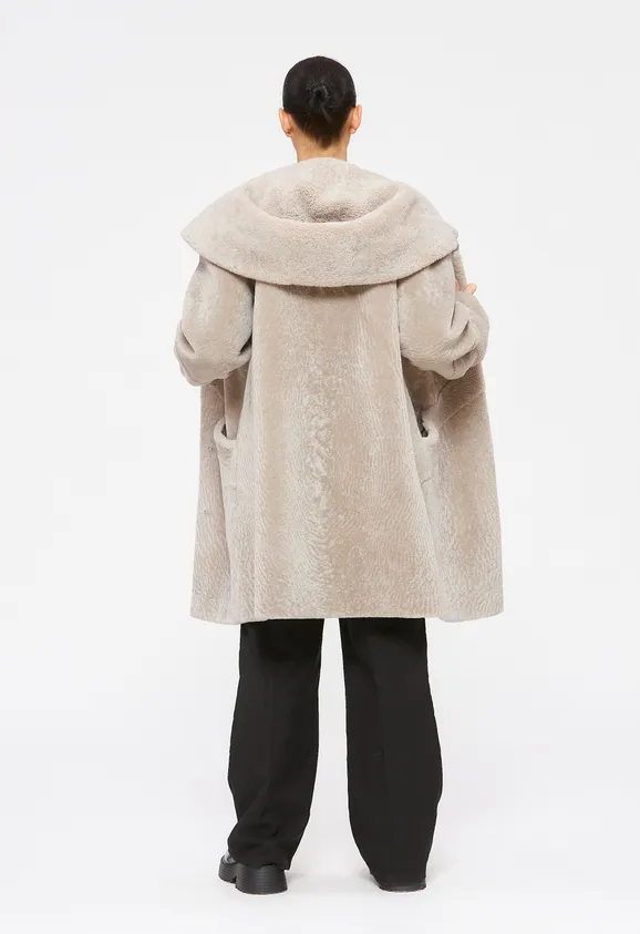 Фото Шуба из натурального астрагана керли жемчуг с капюшоном - 10