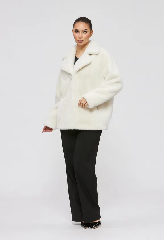Фото Шуба из эко норки белая с английским воротником - 7
