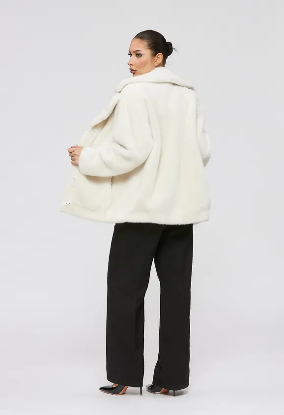 Фото Шуба из эко норки белая с английским воротником - 5