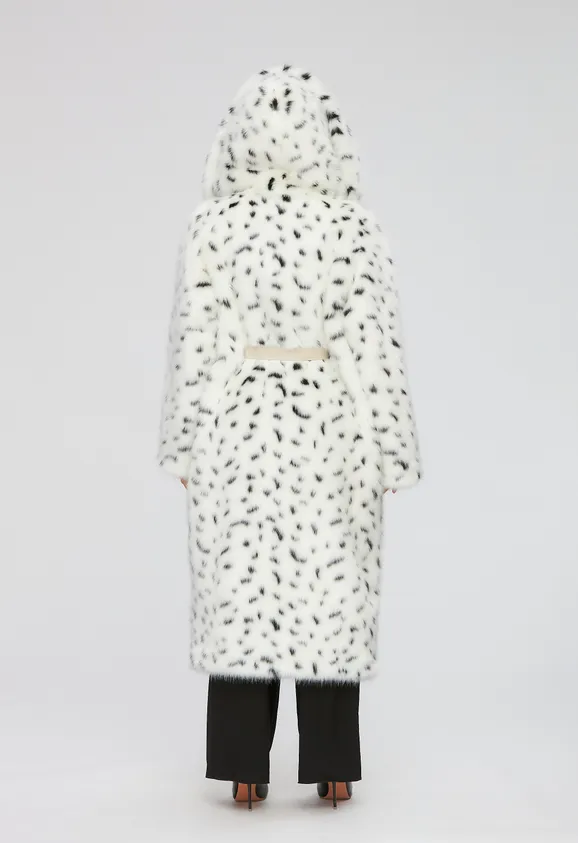 Фото Шуба из эко рыси белая с капюшоном - 2