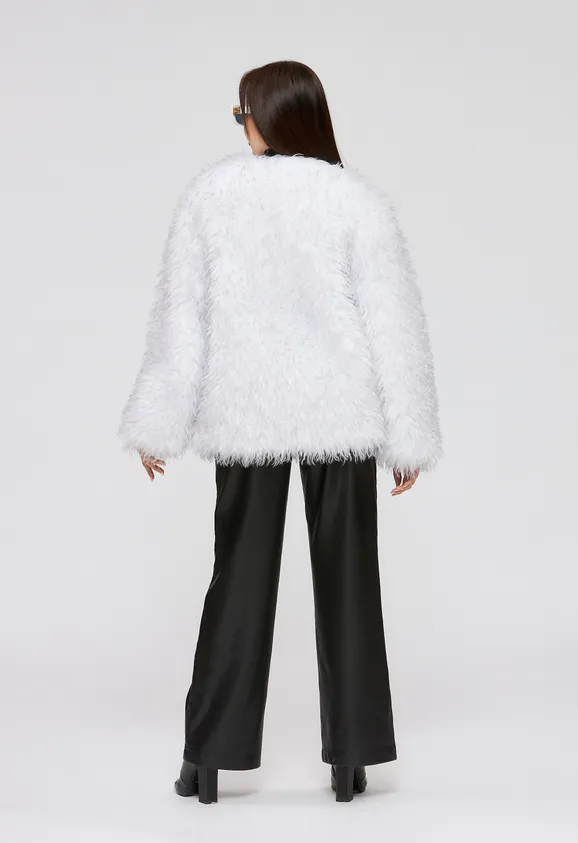 Фото Шуба из эко ламы бело-серая с воротником стойка - 7