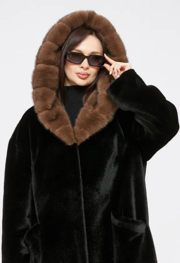Фото Шуба из эко норки черная с капюшоном - 5