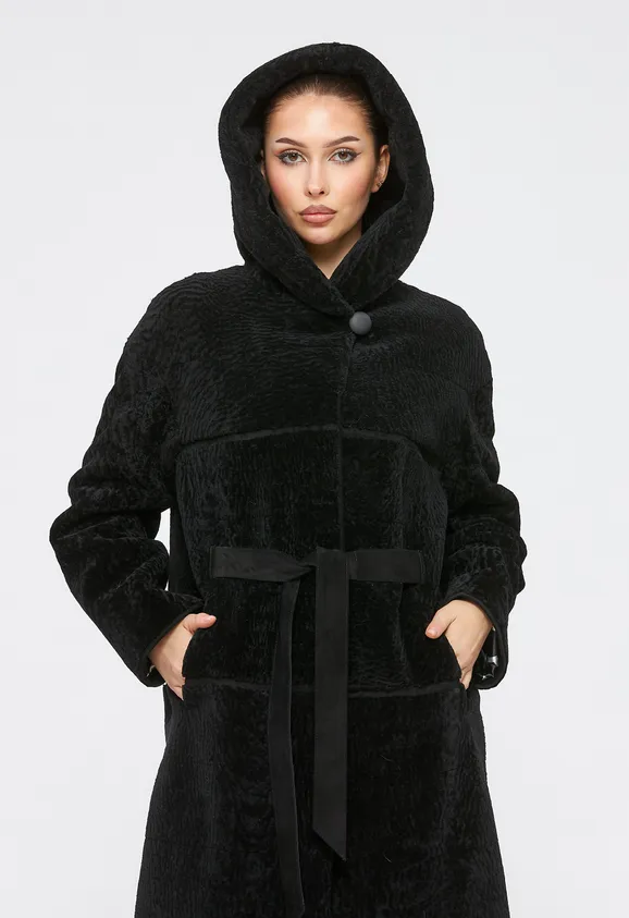 Фото Шуба из натурального астрагана черная с капюшоном - 4
