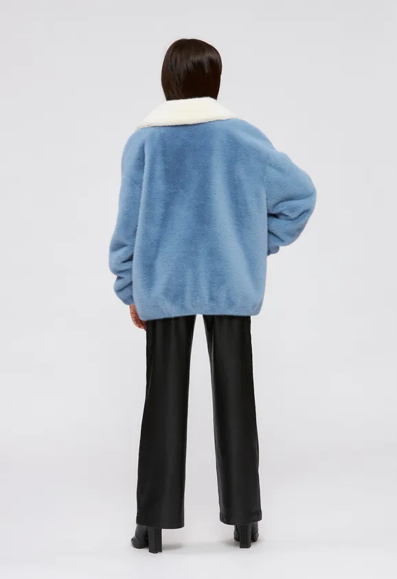 Фото Шуба из эко норки голубая с белым и английским воротником - 7